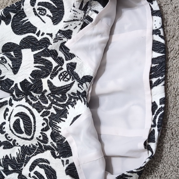 Tracy Reese New York Textured Black and White Floral Cocktail Dress size 0 - Picture 11 of 12
